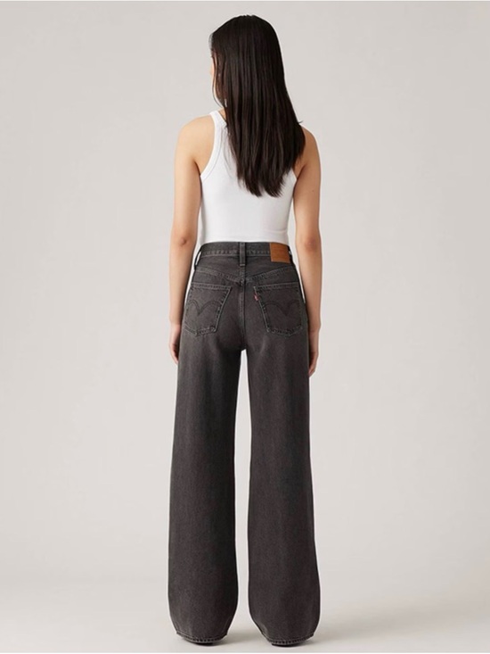 Levi's Denim - NWT Levi’s Ribcage Wide Leg Jeans Swipe Up Black W26 L32